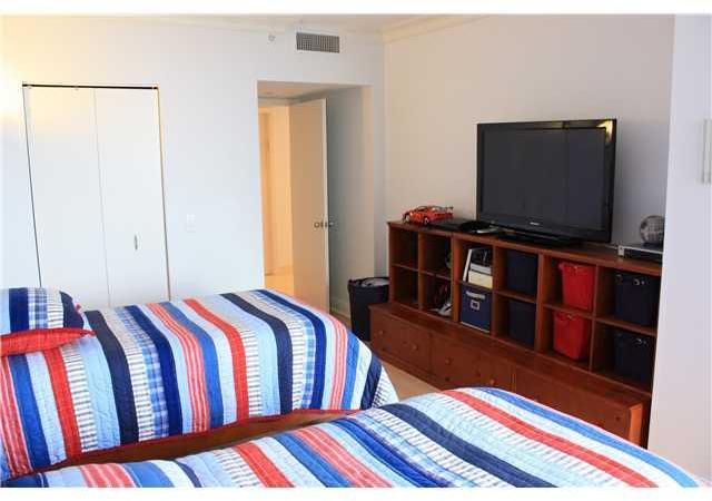 The Waterways Aventura, FL 33180 - Photo 19 of 25