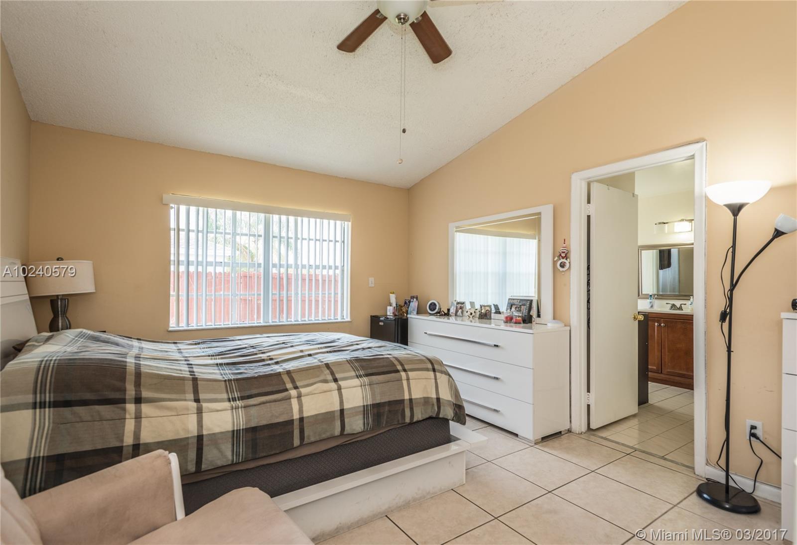 12920 Southwest 148th Terrace Road Miami, FL 33186 - Photo 8 of 19 Gallery Image 8