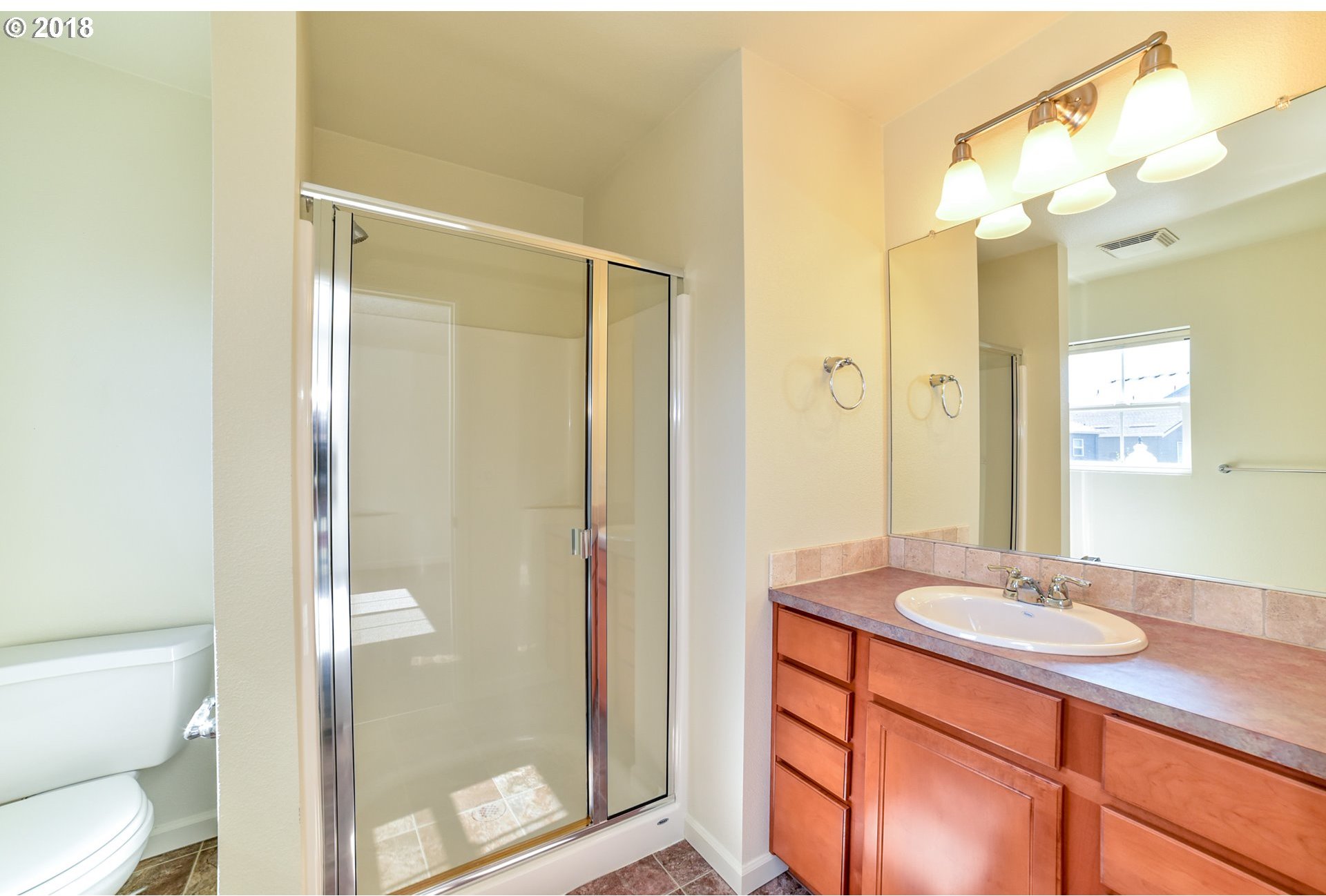 827 Southwest Windrose Terrace Beaverton, OR 97003 - Photo 22 of 32