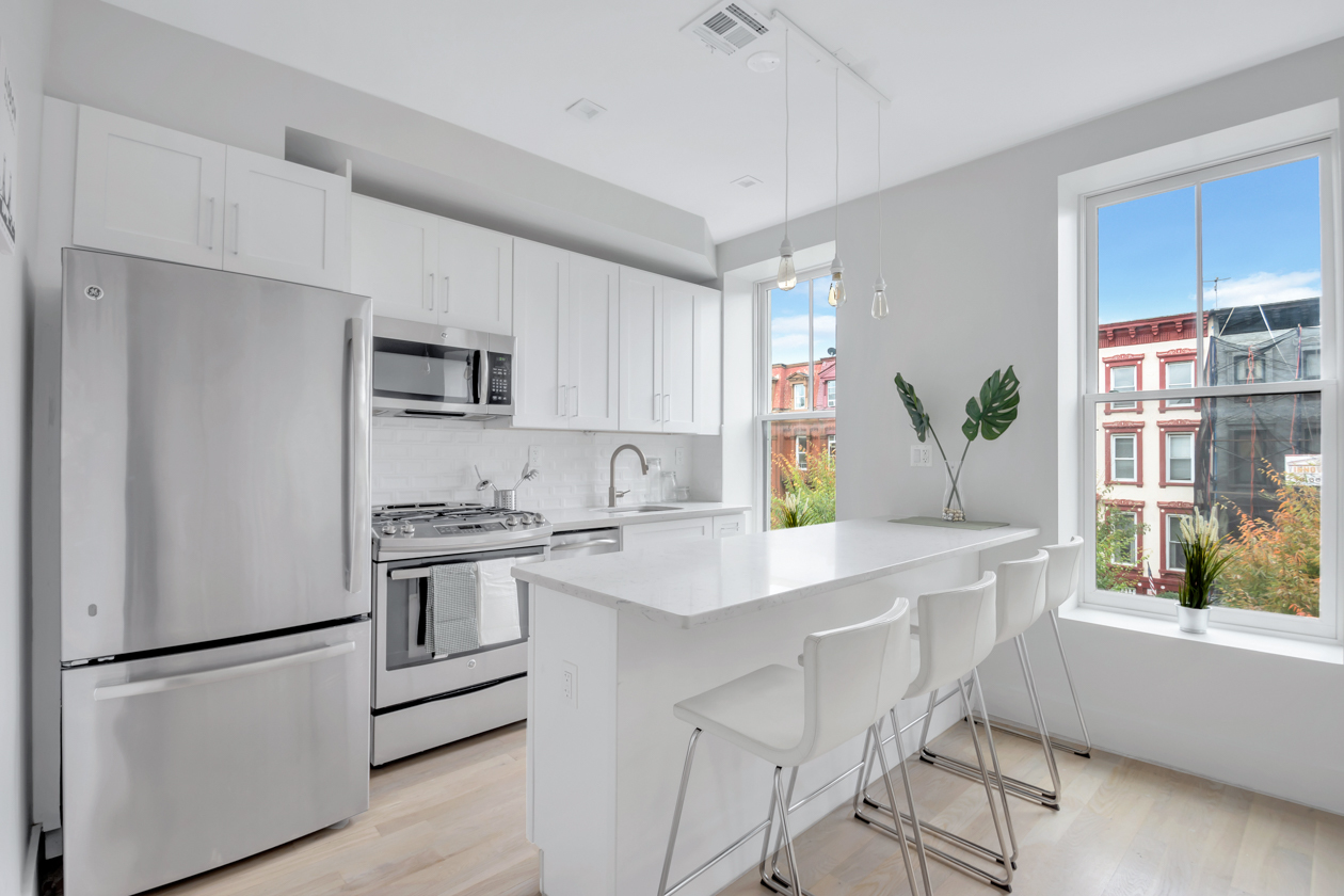 453 Putnam Avenue, Unit 2 Brooklyn, NY 11221 - Photo 2 of 13