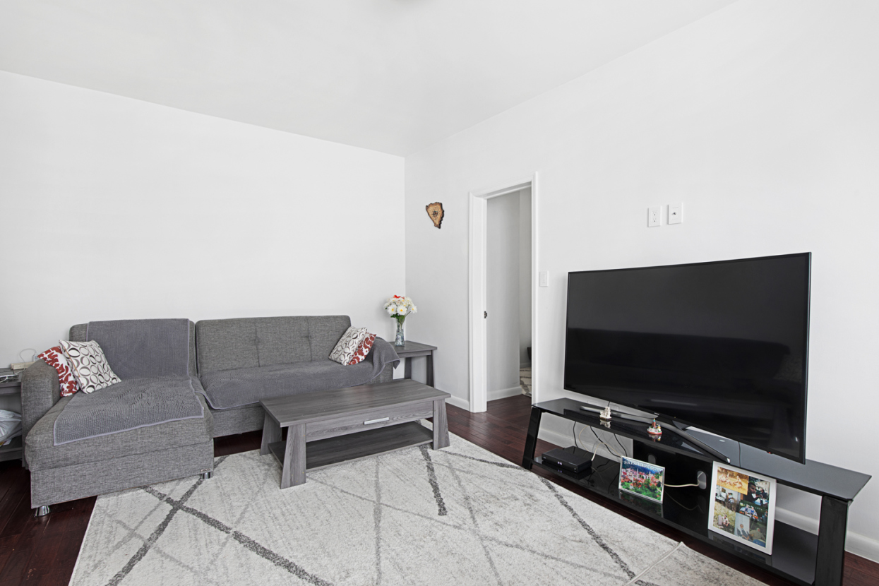 19-24 22nd Drive Queens, NY 11105 - Photo 10 of 12