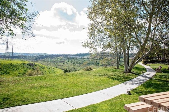 $460,000 | 84 Garrison Loop, Ladera Ranch, CA 92694