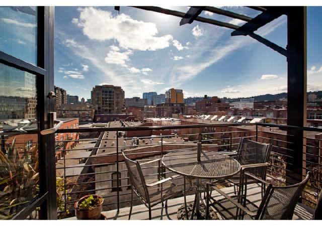 726 Northwest 11th Avenue, Unit 508 Portland, OR 97209 - Photo 10 of 16