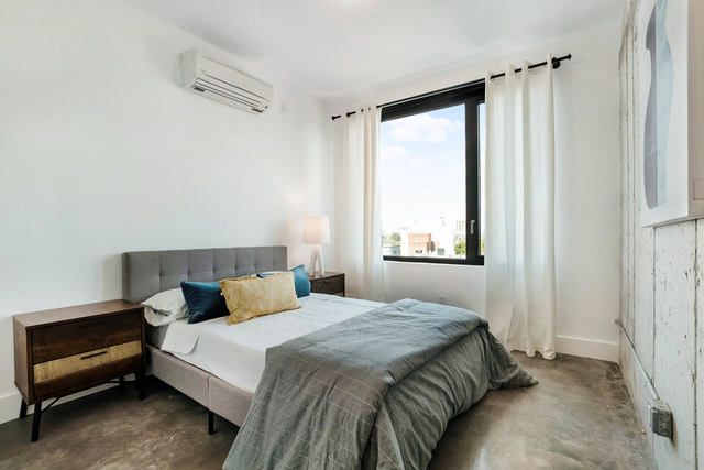 1520 Fulton Street, Unit 2F Compass