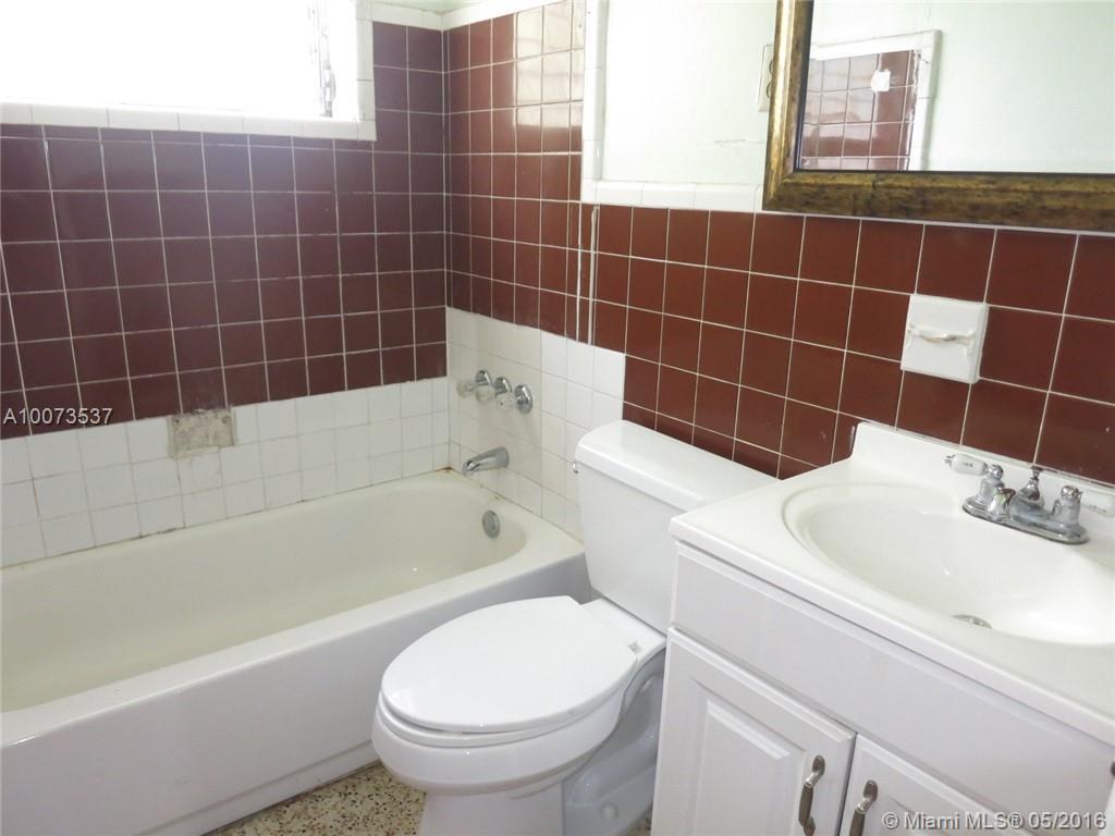 1023 Northwest 33rd Street Miami, FL 33127 - Photo 23 of 26
