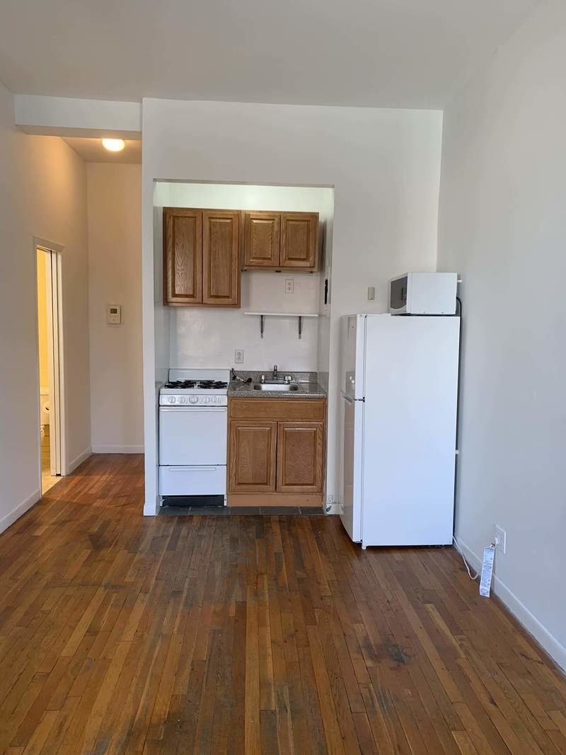 430 East 87th Street, Unit 5F Manhattan, NY 10128 - Photo 2 of 4