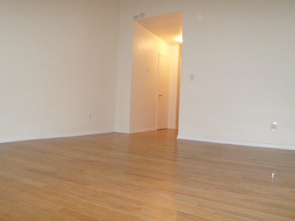 442 East 75th Street, Unit 3D Manhattan, NY 10021 - Photo 2 of 4