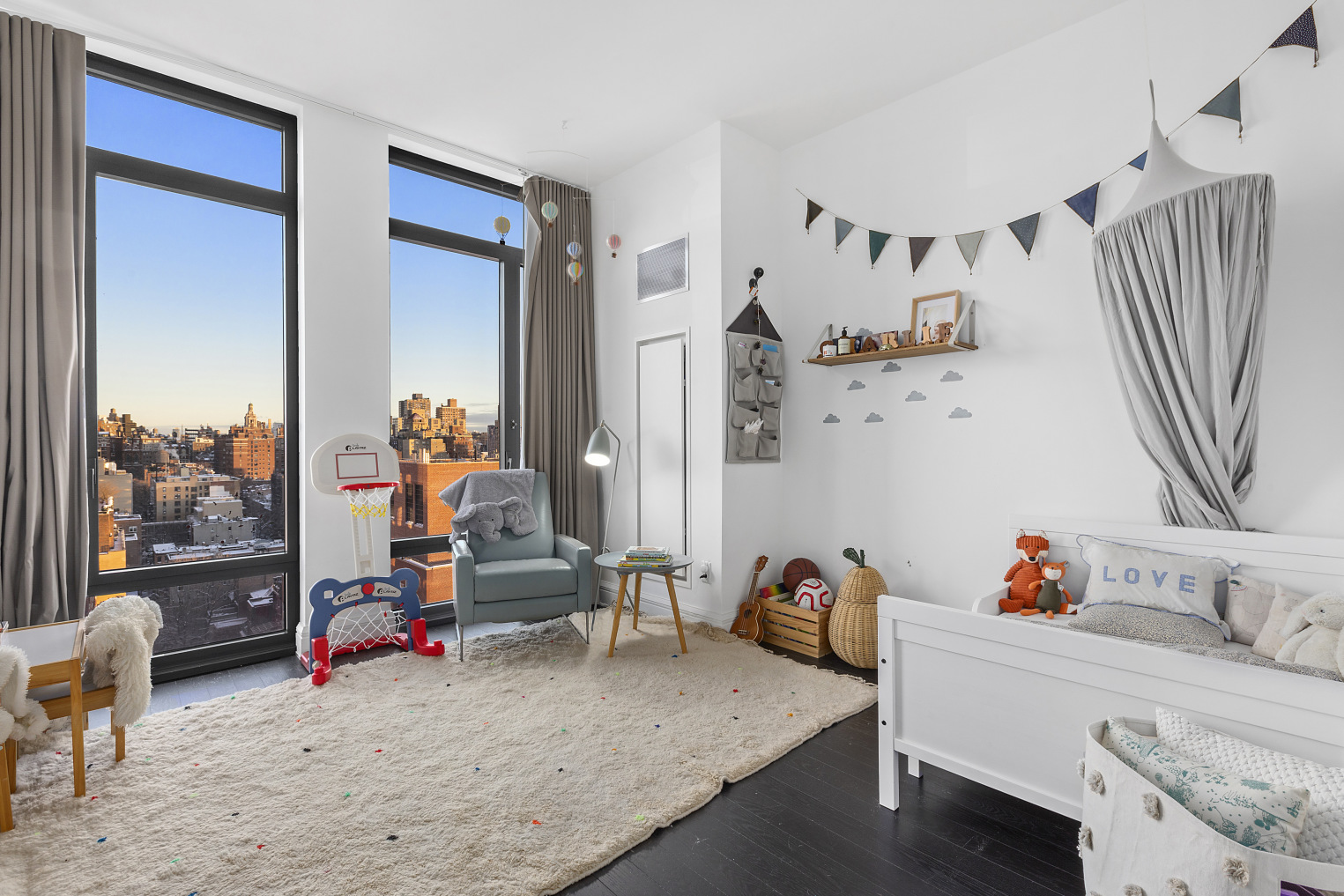 155 West 11th Street, Unit 14B Manhattan, NY 10011 - Photo 11 of 22