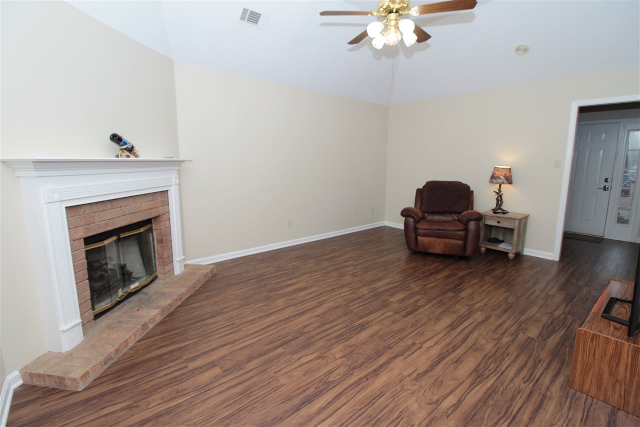 227 Wolf Ridge Cove Collierville, TN 38017 - Photo 9 of 18