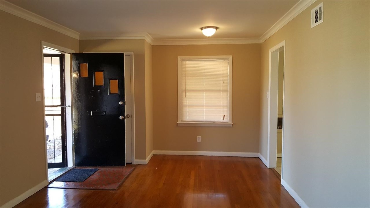 4003 Comanche Road Memphis, TN 38118 - Photo 2 of 20