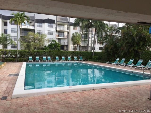 6195 Rock Island Road, Unit 113 Tamarac, FL 33319 - Photo 5 of 32