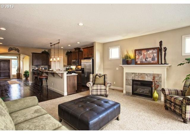 2875 Southwest 40th Street Gresham, OR 97080 - Photo 5 of 15 Gallery Image 5