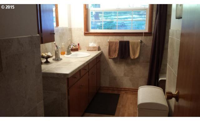 3805 South Myrtle Road Myrtle Creek, OR 97457 - Photo 11 of 16 Gallery Image 11