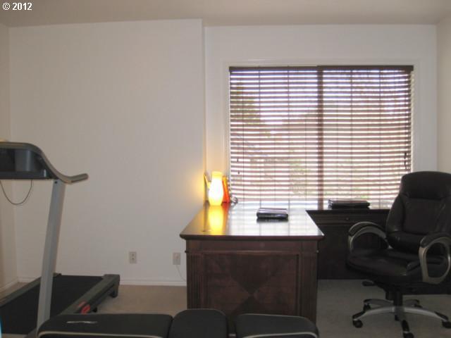 8160 Southwest 147th Terrace Beaverton, OR 97007 - Photo 14 of 16