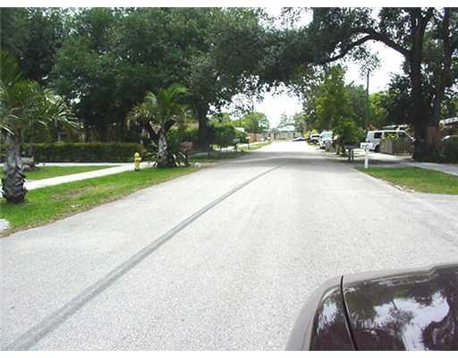 121 Allen Road Hollywood, FL 33023 - Photo 4 of 20