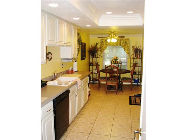 2916 Highlands Way Spring Valley, CA 91977 - Photo 4 of 13 Gallery Image 4