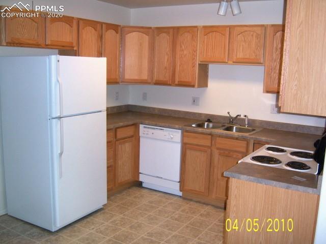 4339 Parque Vista Point Colorado Springs, CO 80916 - Photo 3 of 19
