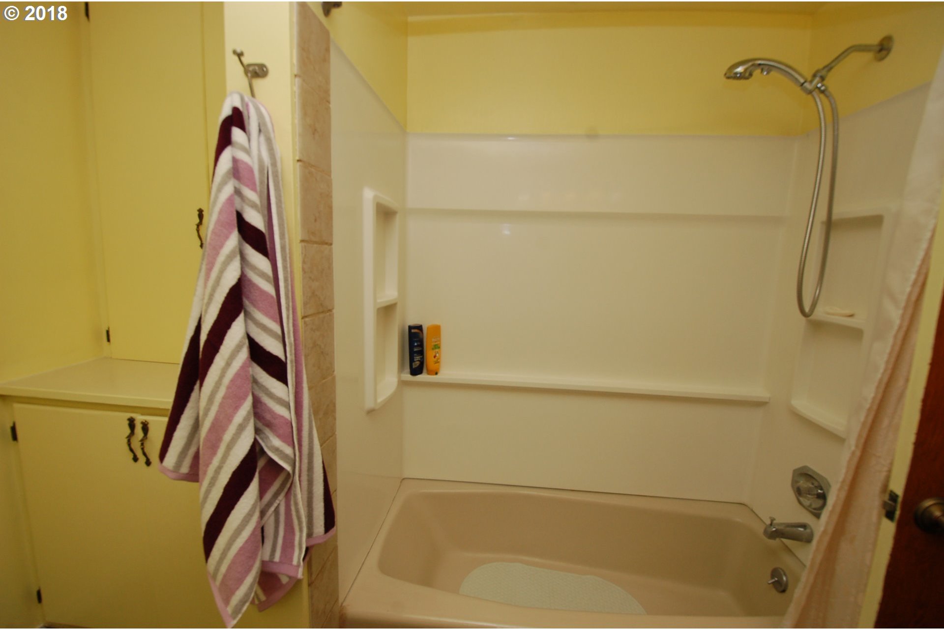 615 Northwest 6th Street Pendleton, OR 97801 - Photo 23 of 32