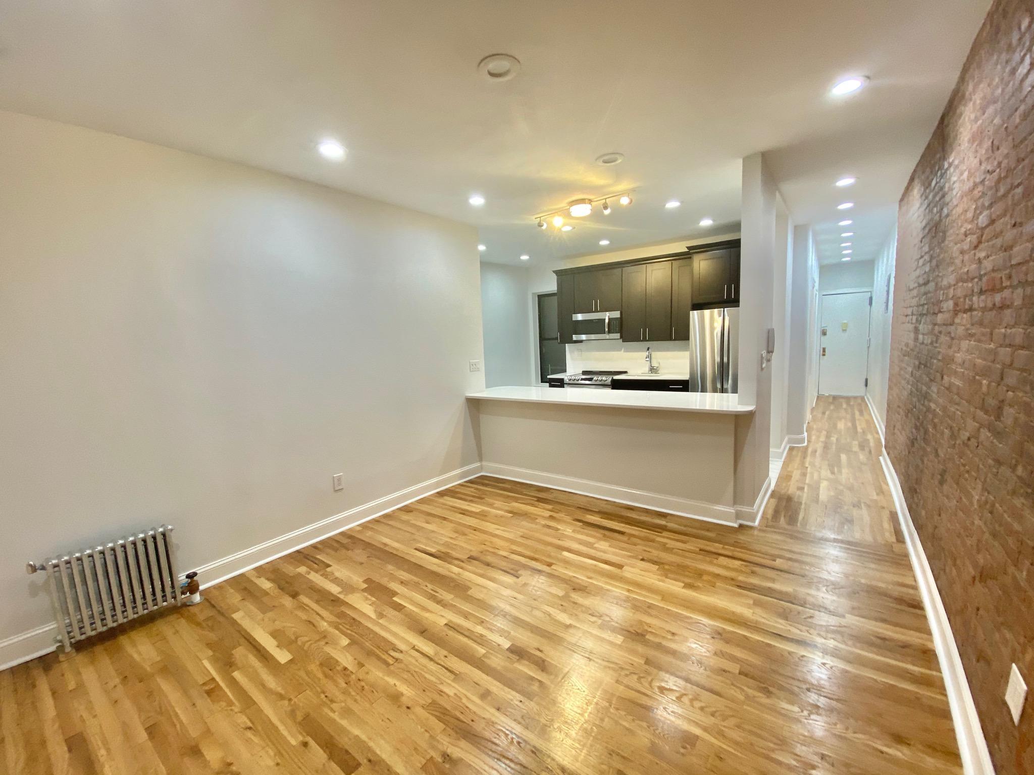 706 West 180th Street, Unit 4 Manhattan, NY 10033 - Photo 11 of 13