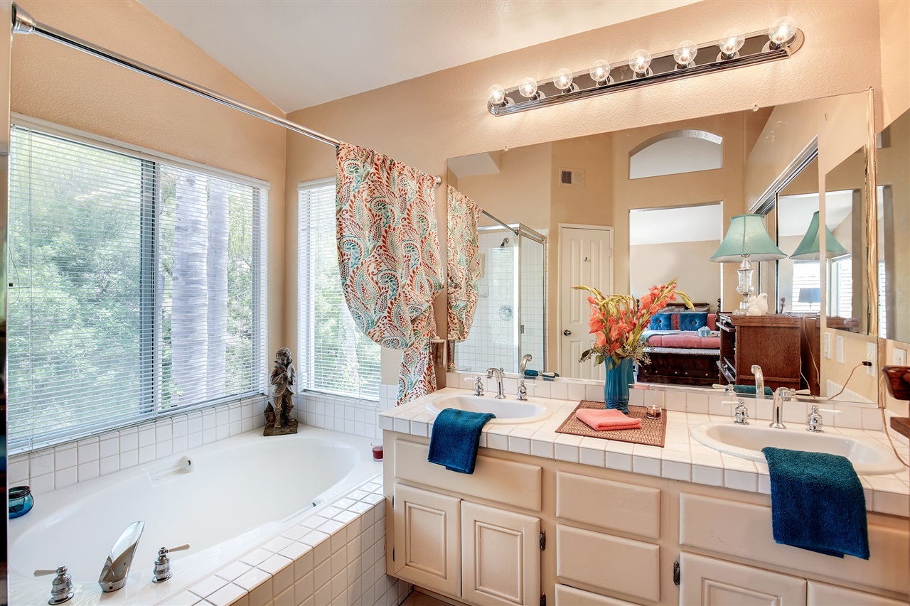 13661 Essence Road San Diego, CA 92128 - Photo 13 of 25