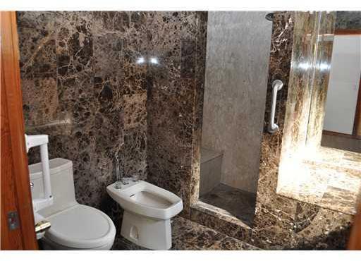 2020 Southwest 99th Avenue Miami, FL 33165 - Photo 9 of 14