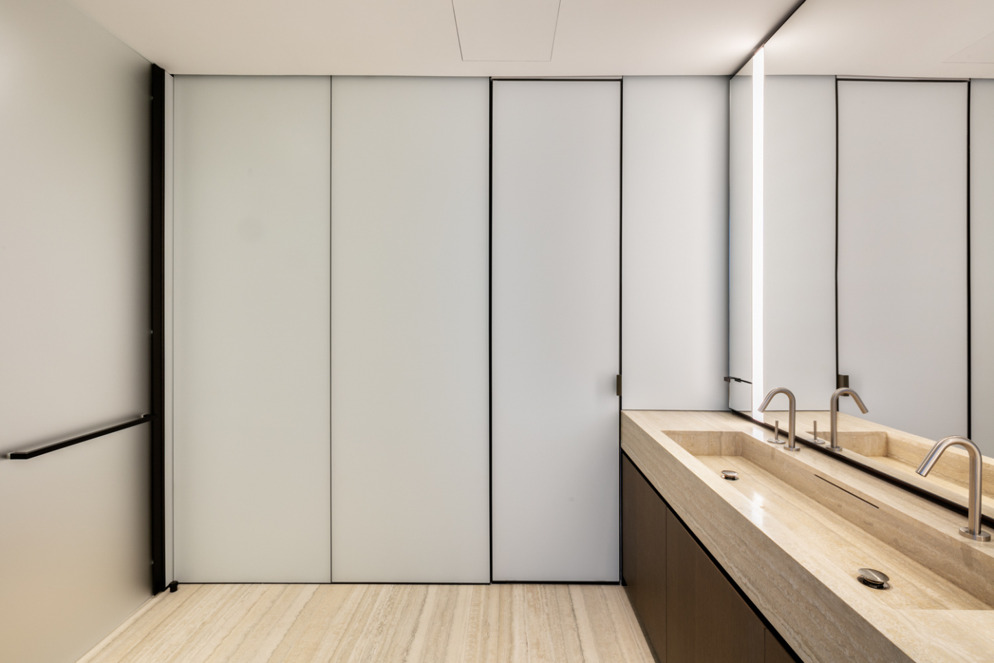 100 East 53rd Street, Unit 17A Manhattan, NY 10022 - Photo 4 of 16