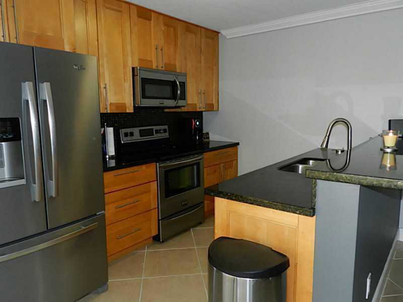 8055 Boca Rio Drive, Unit 41 Boca Raton, FL 33433 - Photo 4 of 20