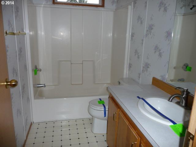 1103 Snowden Road White Salmon, WA 98672 - Photo 15 of 16 Gallery Image 15