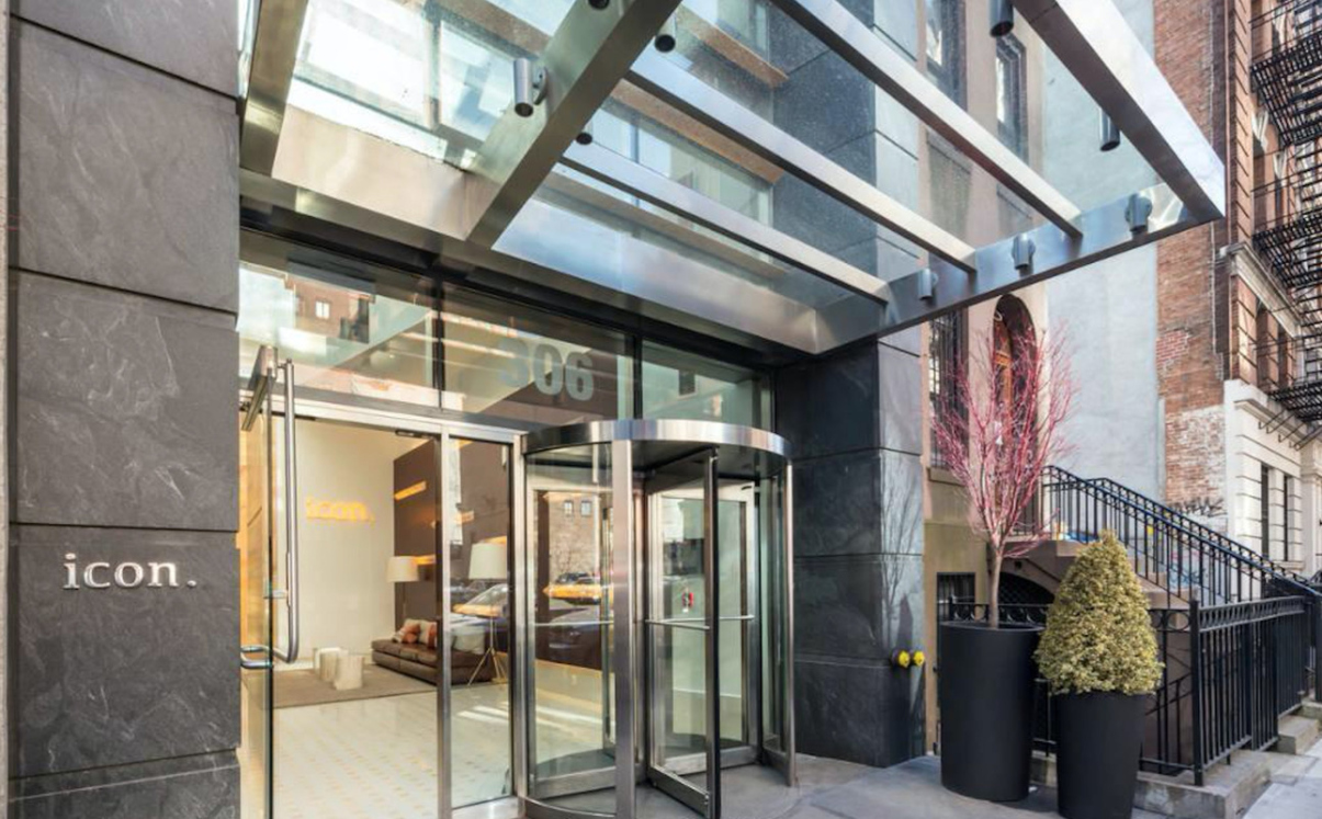 306 West 48th Street, Unit 34A Manhattan, NY 10036 - Photo 12 of 14