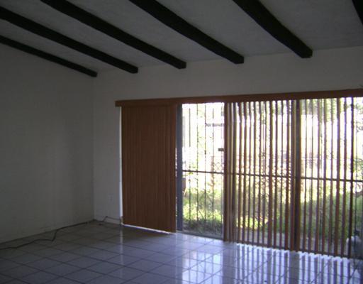 12407 Southwest 110th Road Miami, FL 33176 - Photo 5 of 12 Gallery Image 5