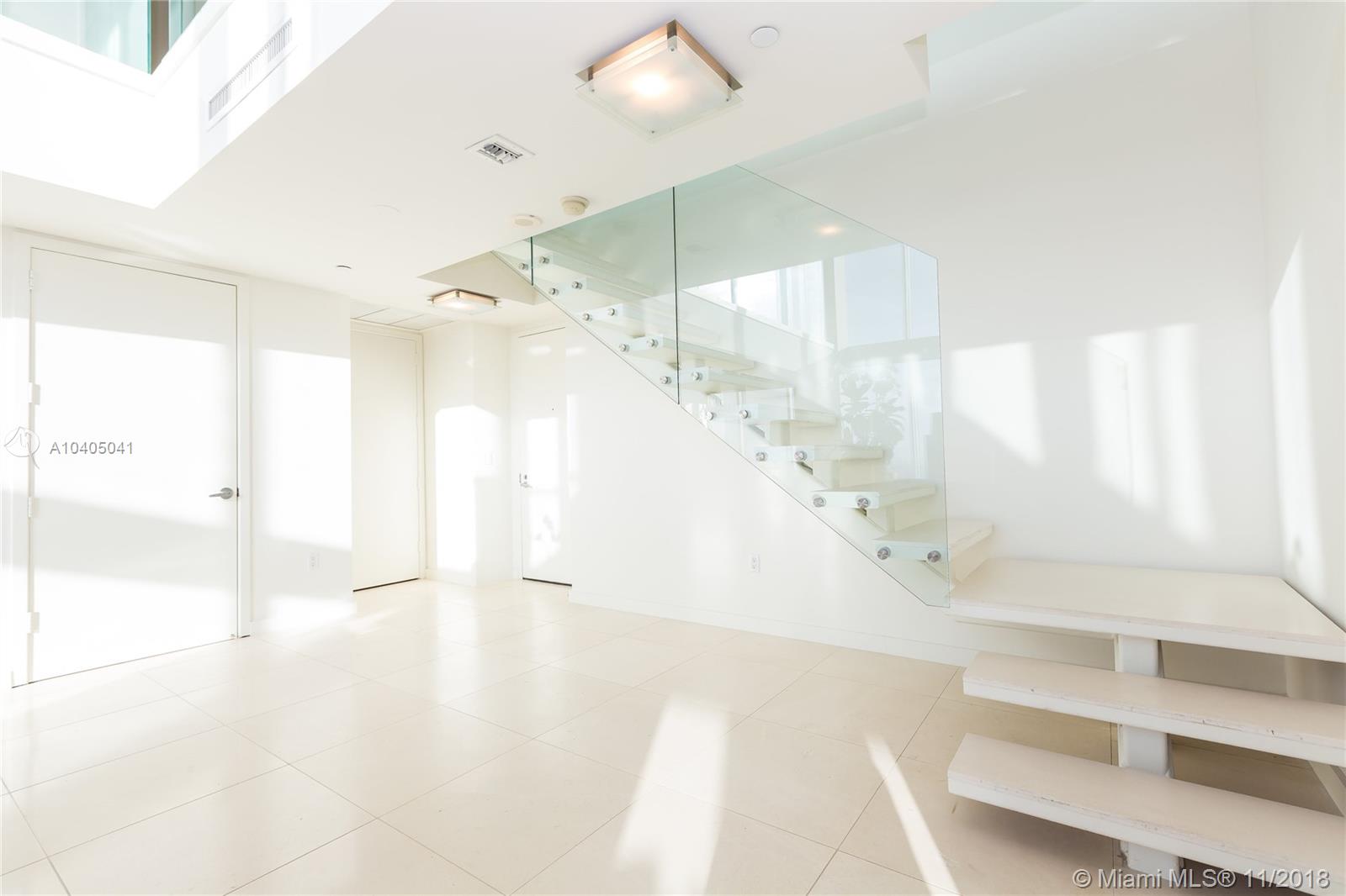 1040 Biscayne Boulevard, Unit 4407 Miami, FL 33132 - Photo 15 of 33