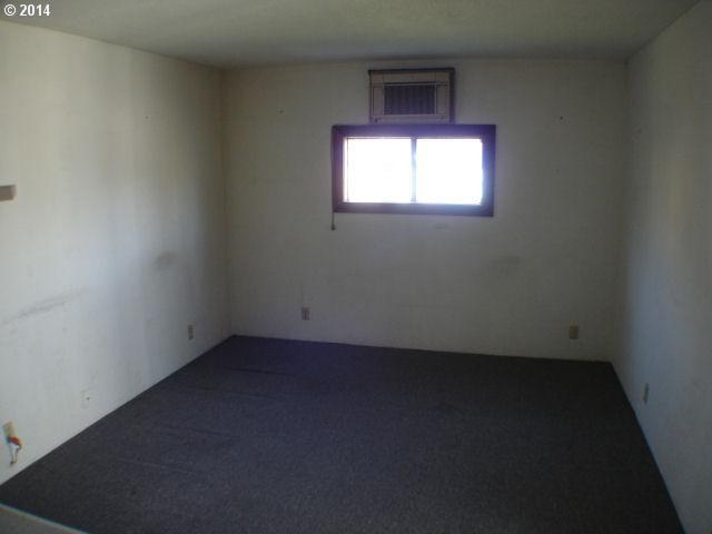 206 Main Street Mosier, OR 97040 - Photo 11 of 16 Gallery Image 11