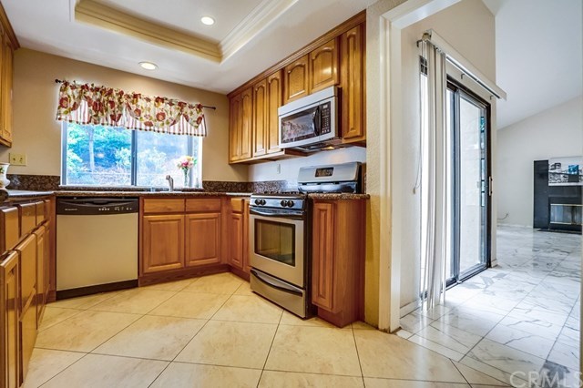 1541 Vallecito Pomona, CA 91768 - Photo 14 of 34