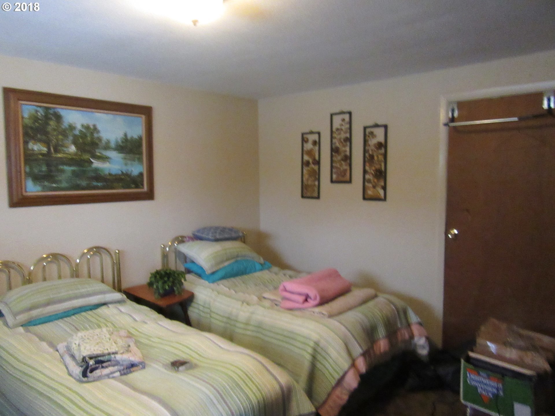 1428 Pleasant Street Springfield, OR 97477 - Photo 1 of 16