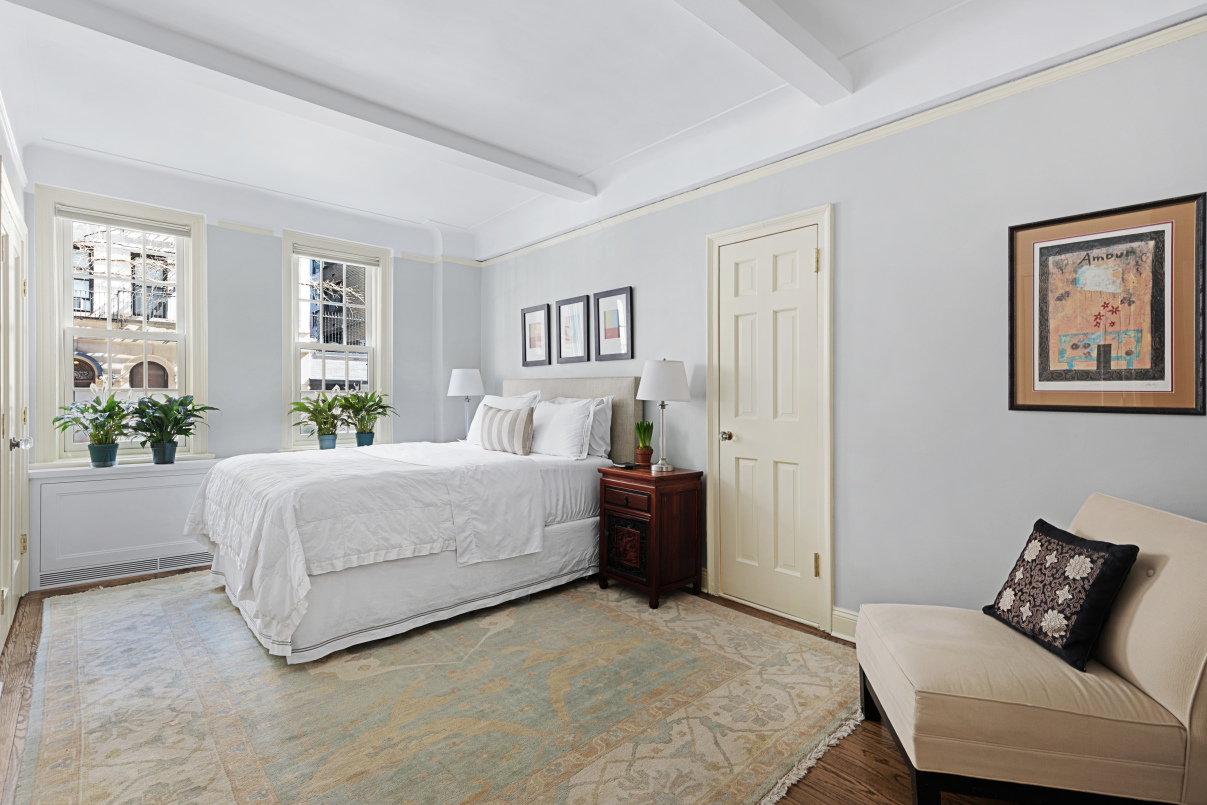 168 East 74th Street, Unit 1A Manhattan, NY 10021 - Photo 13 of 17