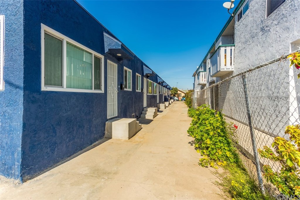 1130 East Hellman Street, Unit A Long Beach, CA 90813 - Photo 4 of 21