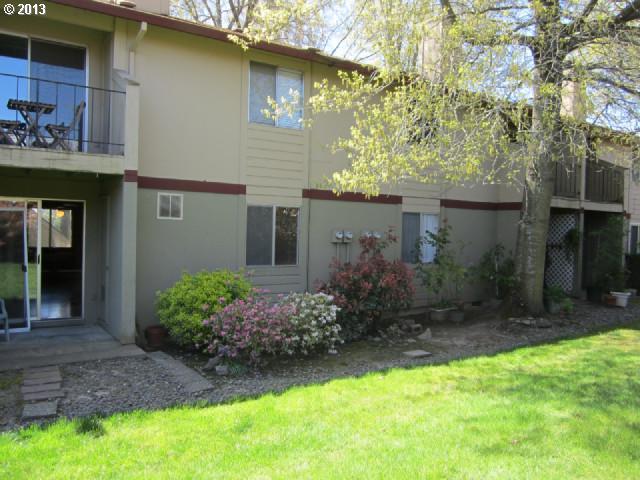 12632 Northwest Barnes Road, Unit 6 Portland, OR 97229 - Photo 16 of 16 Gallery Image 16