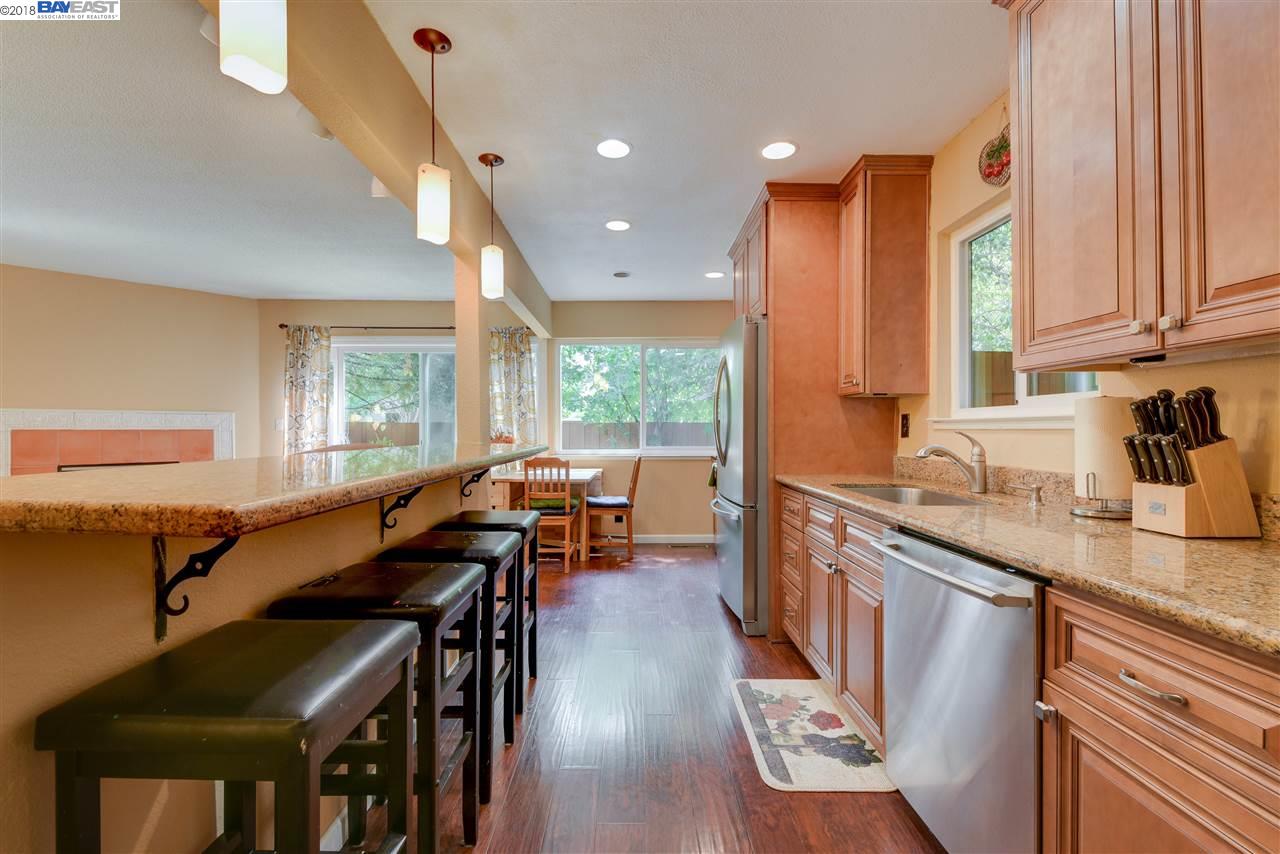2548 Jones Road, Unit 6 Walnut Creek, CA 94597 - Photo 1 of 1 Gallery Image 1