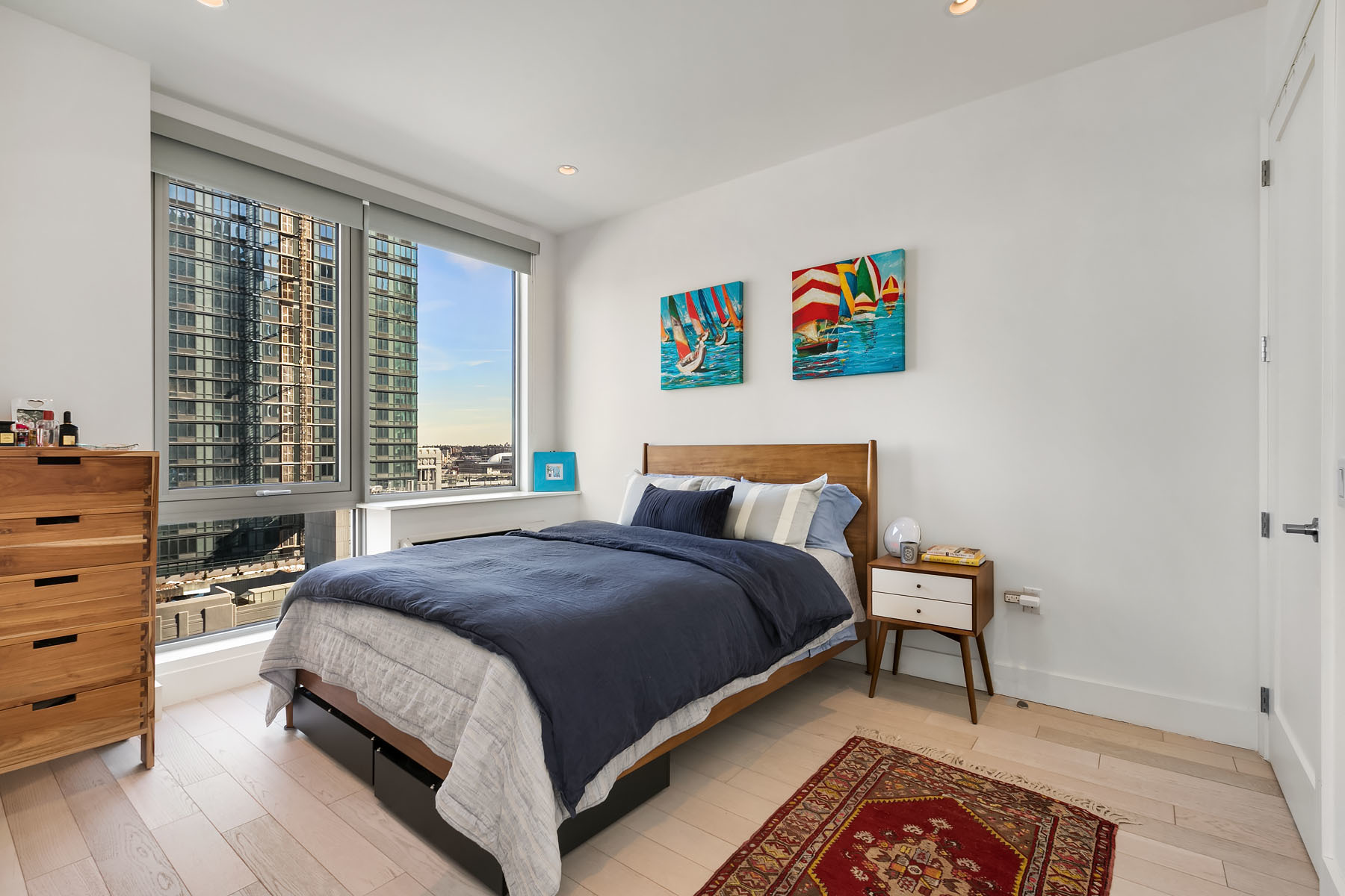 44-15 Purves Street, Unit PHB Queens, NY 11101 - Photo 3 of 8