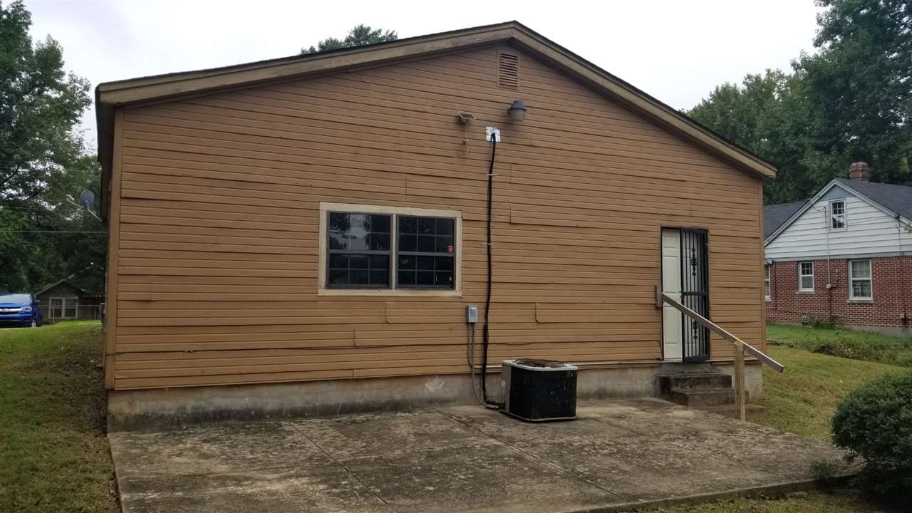 3096 Redbud Road Memphis, TN 38109 - Photo 2 of 6 Gallery Image 2