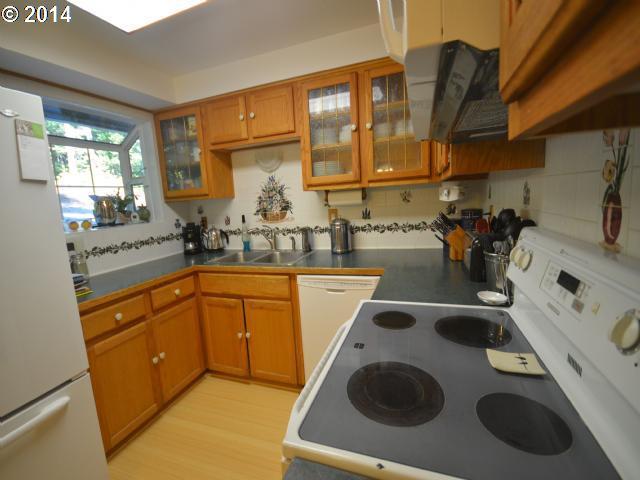 31 Ava Road Underwood, WA 98651 - Photo 13 of 16