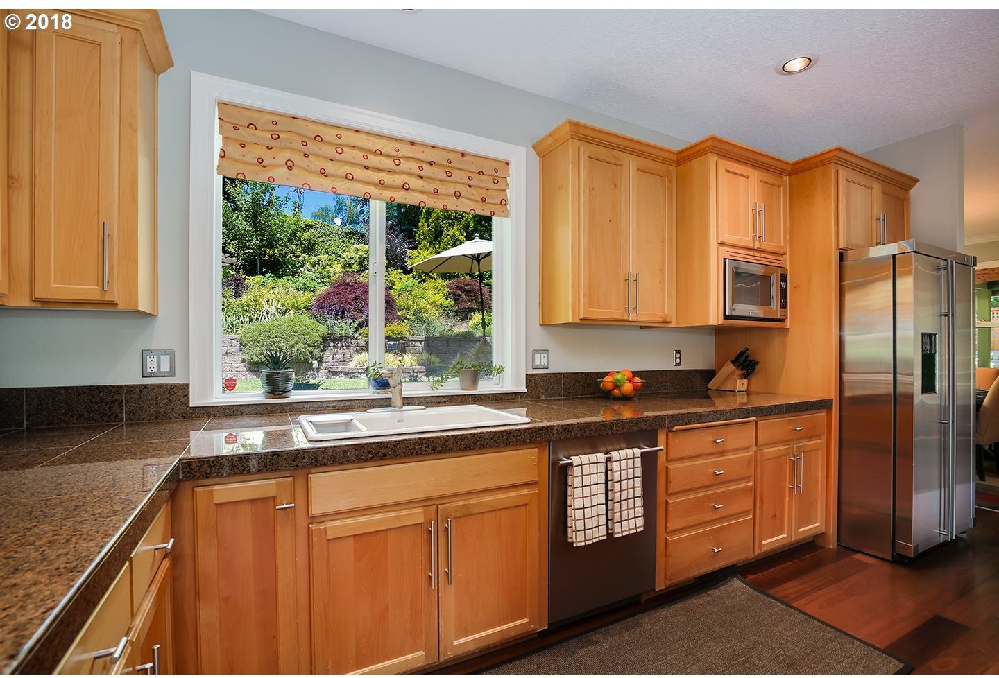 2323 Southwest Dewitt Street Portland, OR 97239 - Photo 11 of 32 Gallery Image 11