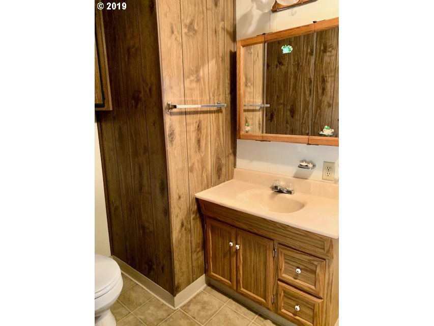 1330 Southwest 33rd Street Pendleton, OR 97801 - Photo 13 of 14