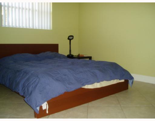 411 Southwest 9th Street, Unit 5 Miami, FL 33130 - Photo 5 of 6