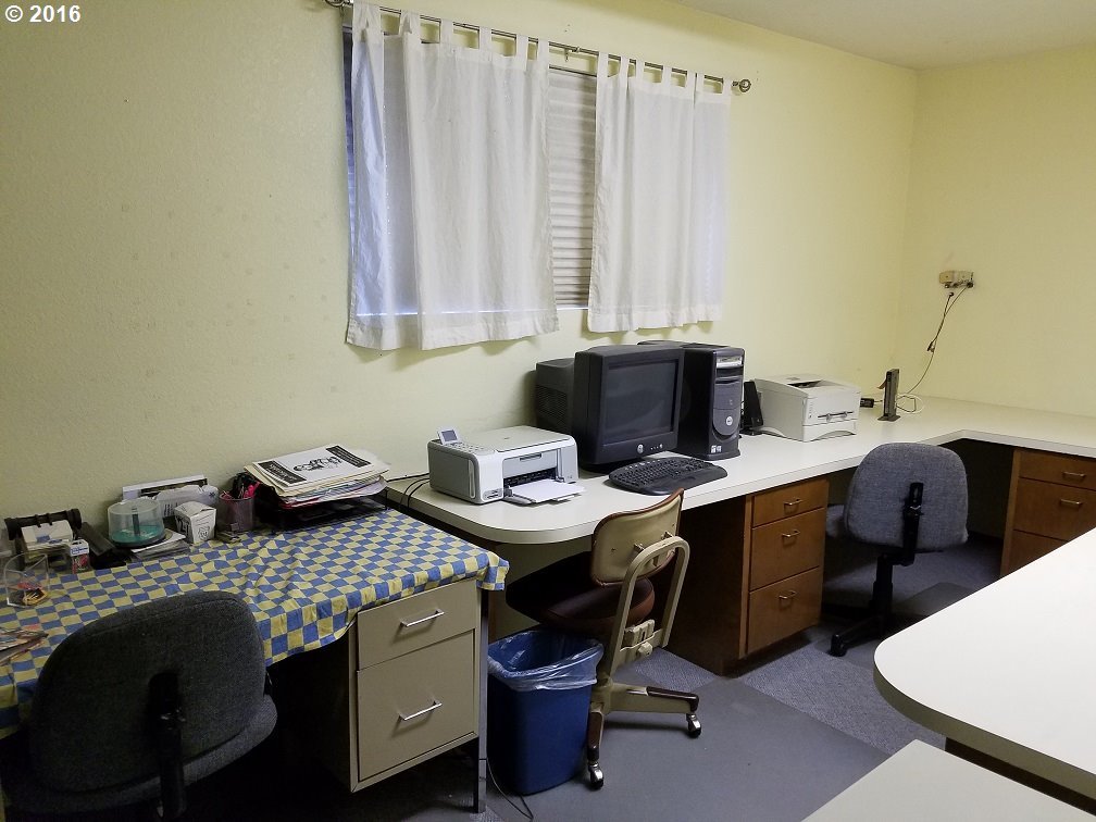 70244 Mountain View Road Pendleton, OR 97801 - Photo 27 of 32