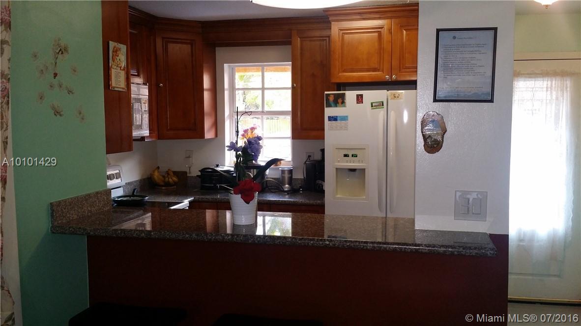 12065 Southwest 18th Street, Unit 849 Miami, FL 33175 - Photo 5 of 27