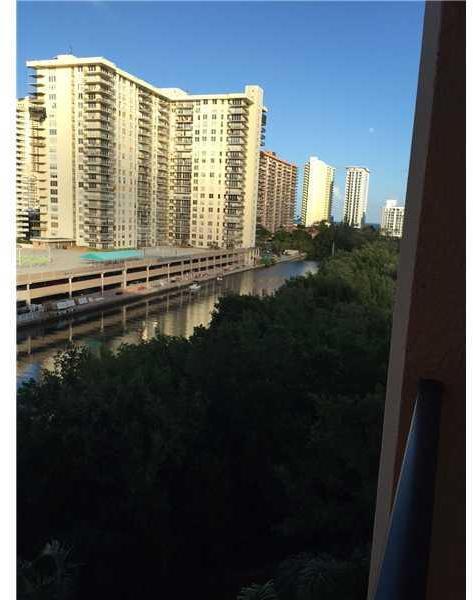 17150 North Bay Road, Unit 2716 Sunny Isles Beach, FL 33160 - Photo 25 of 26