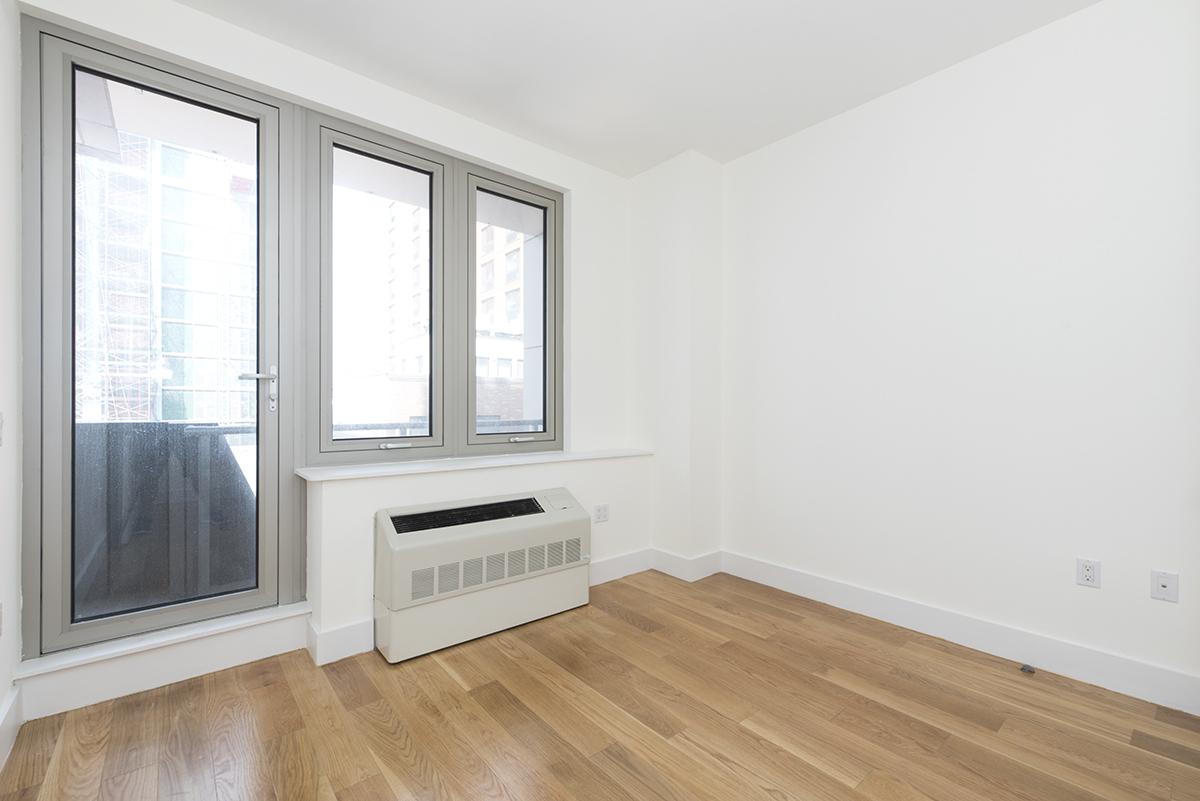 44-15 Purves Street, Unit 6A Queens, NY 11101 - Photo 7 of 10