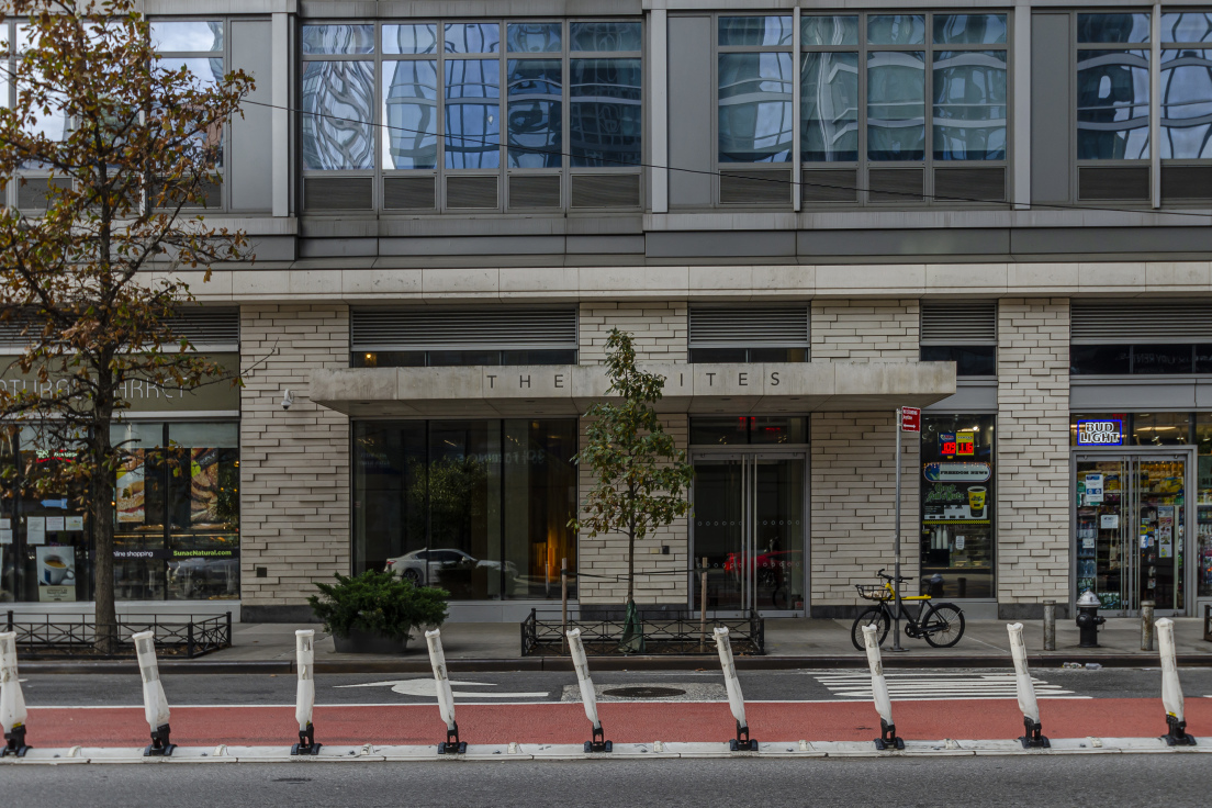 Silver Towers 600 W 42nd St, Manhattan, NY 10036 - Photo 3 of 3