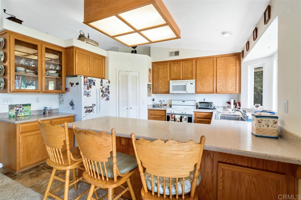 17054 Handlebar Road Ramona, CA 92065 - Photo 12 of 25
